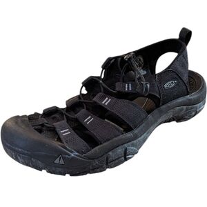 Keen, Black Closed Toe Hiking/Sport Sandals. Size 10
